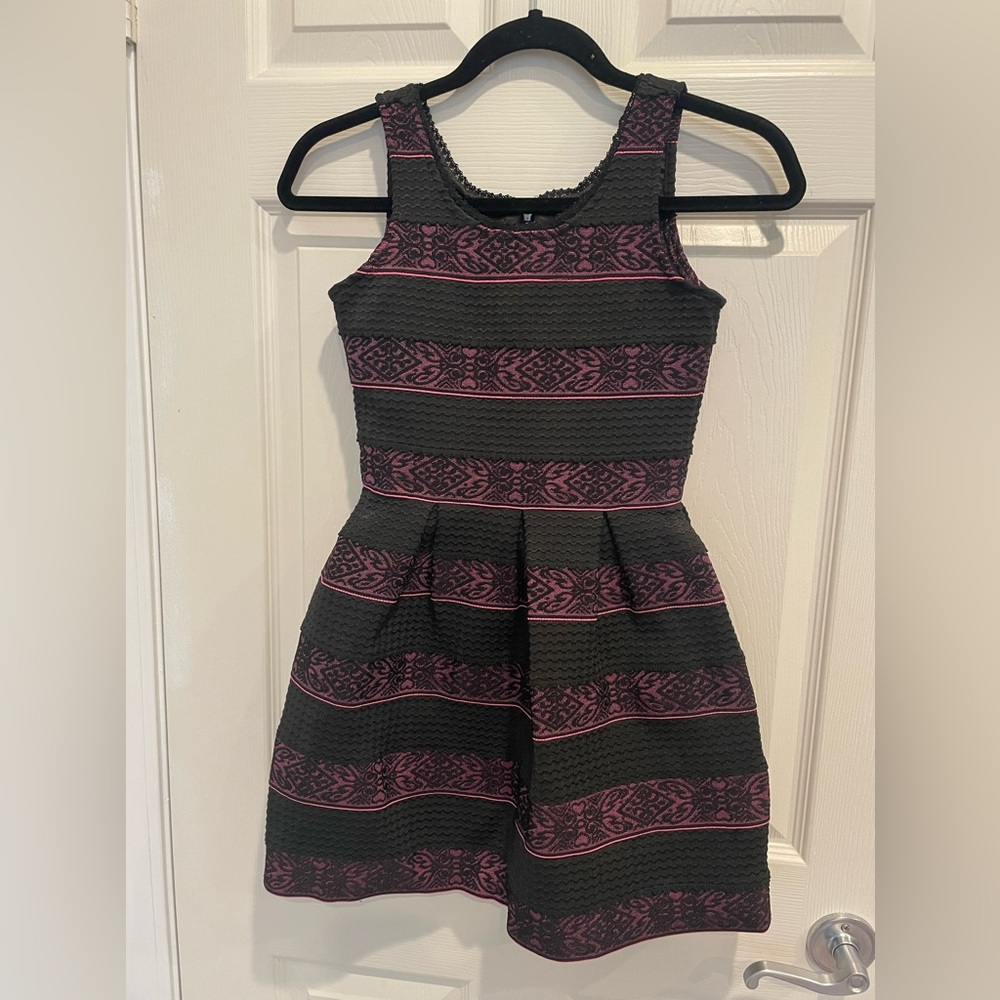 Elisa B. Black and Pink Girl’s Dress